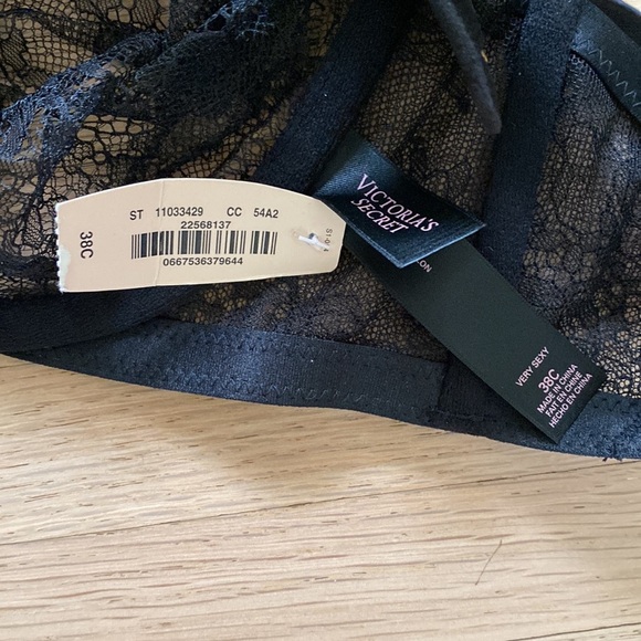Victoria Secret VERY SEXY lace underwire Bralette - Picture 4 of 5